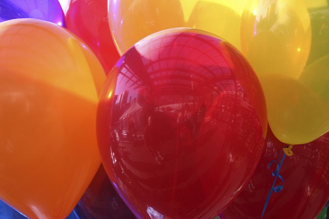 Deaths of 6 kids were linked to ballons