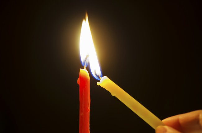 Candles caused 120 death every year