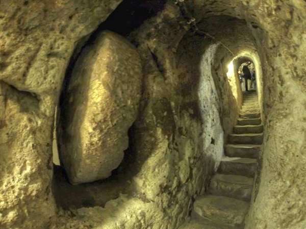 man found a city in basement