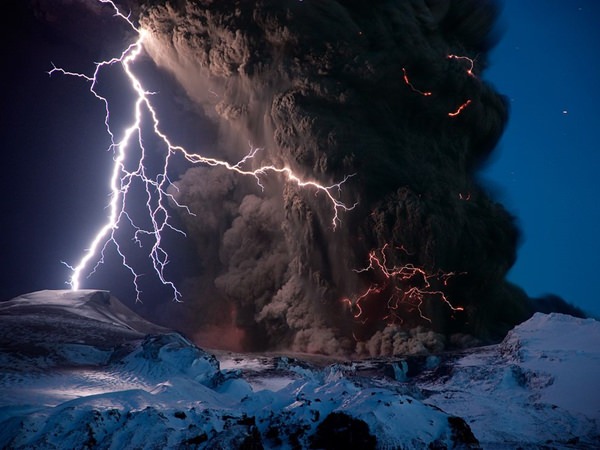 Volcanic Lightning in Iceland