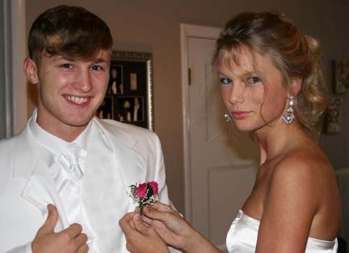 Taylor Swift prom picture