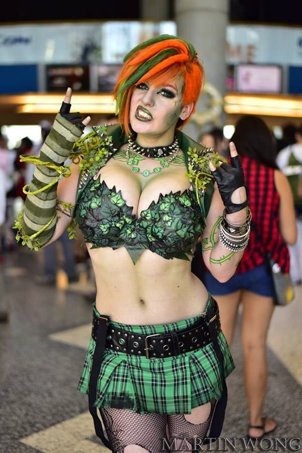 top-femaile-cosplayers-20150901-7