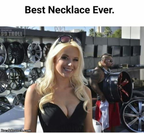 best-necklace-ever-1127190855