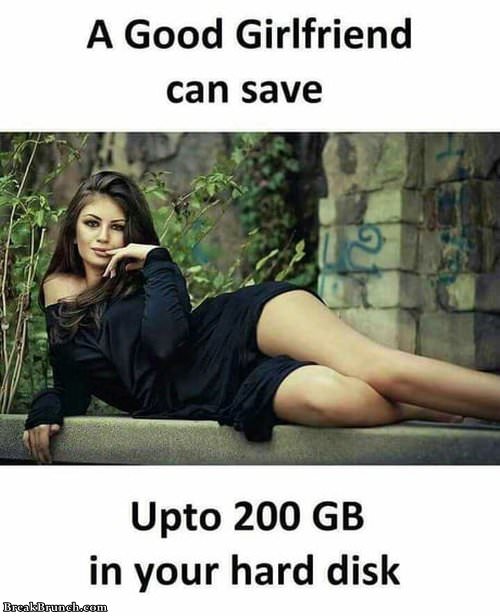 good-girlfriend-can-save-200gb-funny-picture-1028191043
