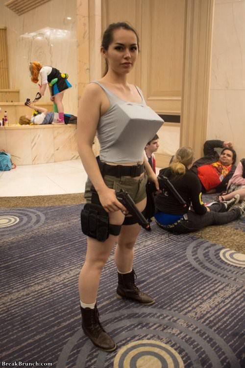 low-res-tomb-raider-cosplay-032619