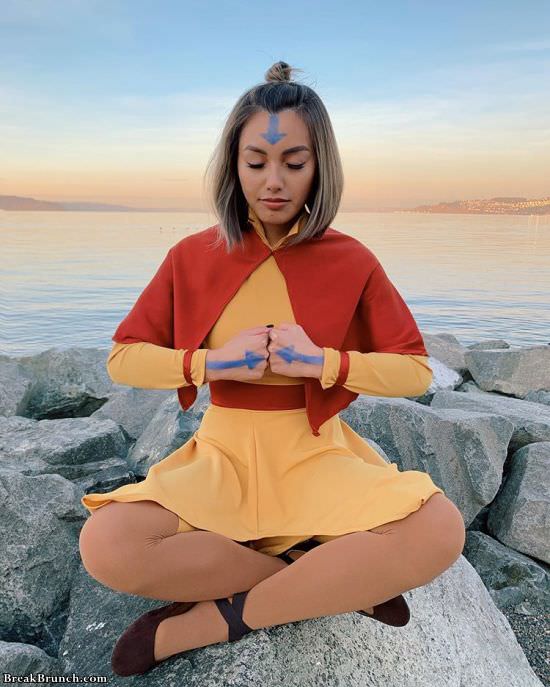 Female Aang cosplay from The Last Airbender (3 pics)