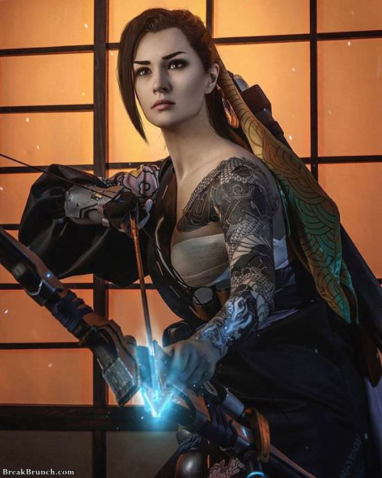 Female Hanzo Overwatch cosplay by Christin McCoy (13 pics)