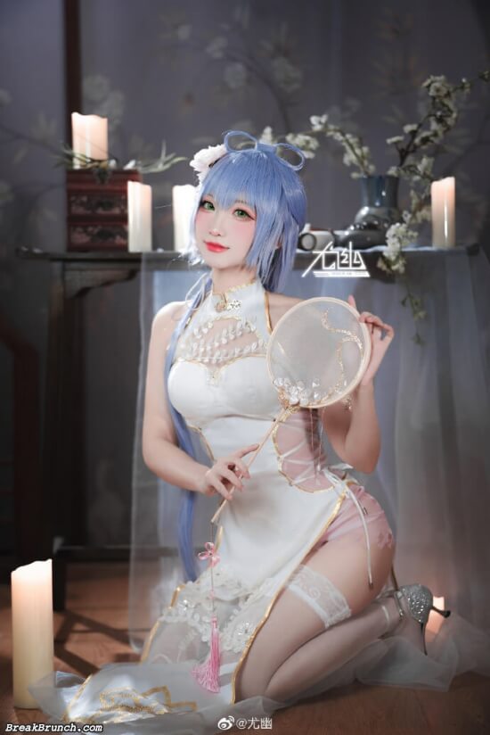 Luo Tianyi cosplay by UUyouuoy (5 photos)